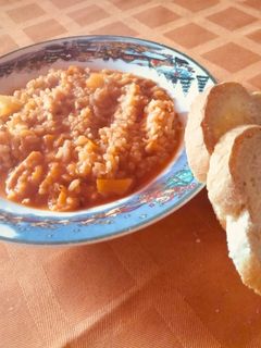 Una foto de Guiso de arroz integral
