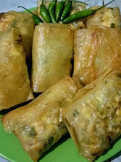 Foto resep Martabak isi ayam😋😋