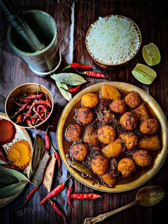 চিকেন কোপ্তা কারি (Chicken kofta curry recipe in Bengali) রেসিপির প্রধান ছবি