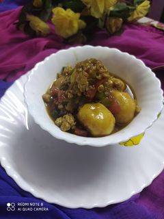 স্টিমড পটেটো চিলি (steamed potato chilli recipe in Bengali) রেসিপির প্রধান ছবি