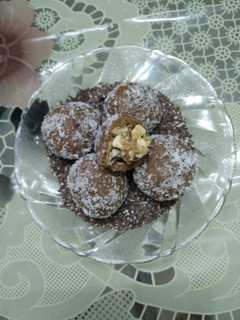 લાડુ (Ladoo Recipe in Gujarati) રેસીપી મુખ્ય ફોટો