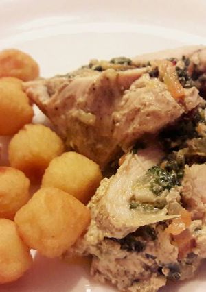 Una foto de Pechuga de pavo rellena con vegetales