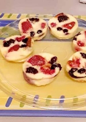 Une photo de Petits clafoutis fruits rouges 😋🤩