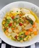 Consomé de Pechugas con Garbanzos Vegetales !!