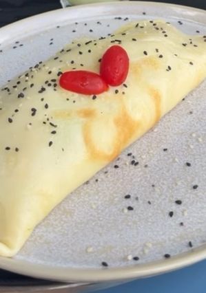 Foto de Crepioca recheada com salada fresca
