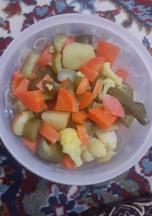 عکسی از دستور ترشی شورخانگی