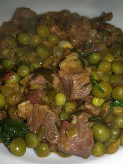A picture of Spicy hot Peas mixed with beef#seasonal ingredients.
