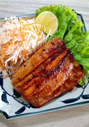 Hình của món Cá lóc áp chảo Teriyaki.