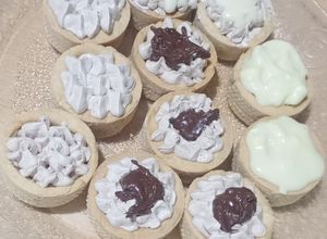 Una foto de Petit Fours