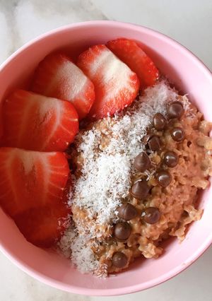 Una foto de Desayuno saludable y completo🍓