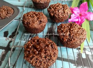 Foto resep Muffin Gandum Pisang Coklat (Tanpa Mixer)