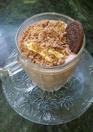 A picture of Banana chocolate smoothie.