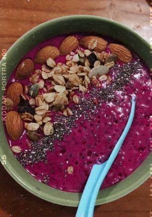 Foto resep Dragon Fruit Smoothie Bowl