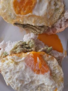 Foto de Pão com Ovo e Abacate