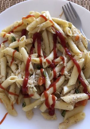 A picture of Cheesy pasta.