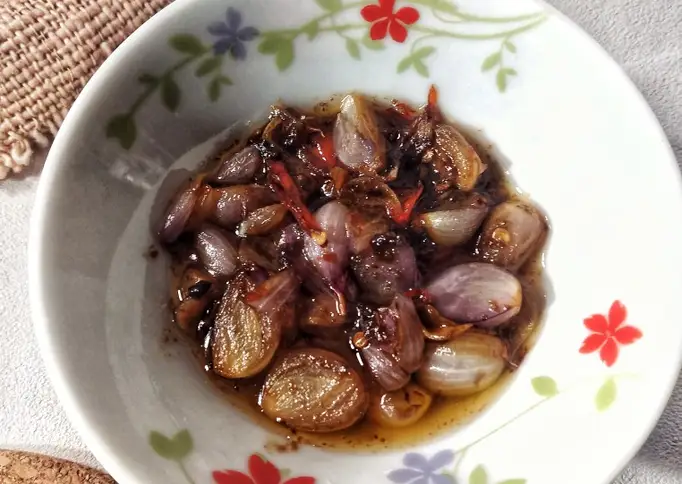 Tumis Bawang Merah Cabe Iris