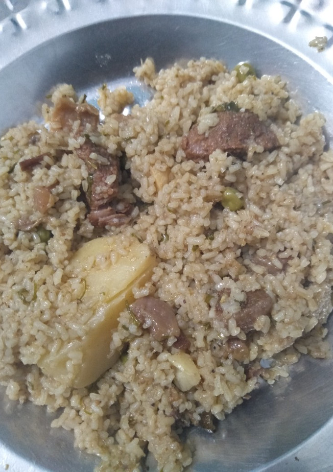 A picture of Mutton Pulao.