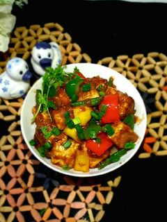 ડ્રાય ચીલી પનીર (Dry Chili Paneer Recipe In Gujarati) રેસીપી મુખ્ય ફોટો