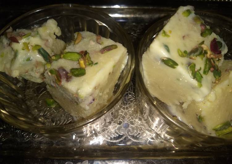 Custard kesar pista icecream