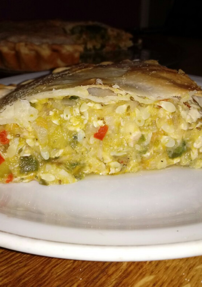 Una foto de Tarta de pollo y vegetales