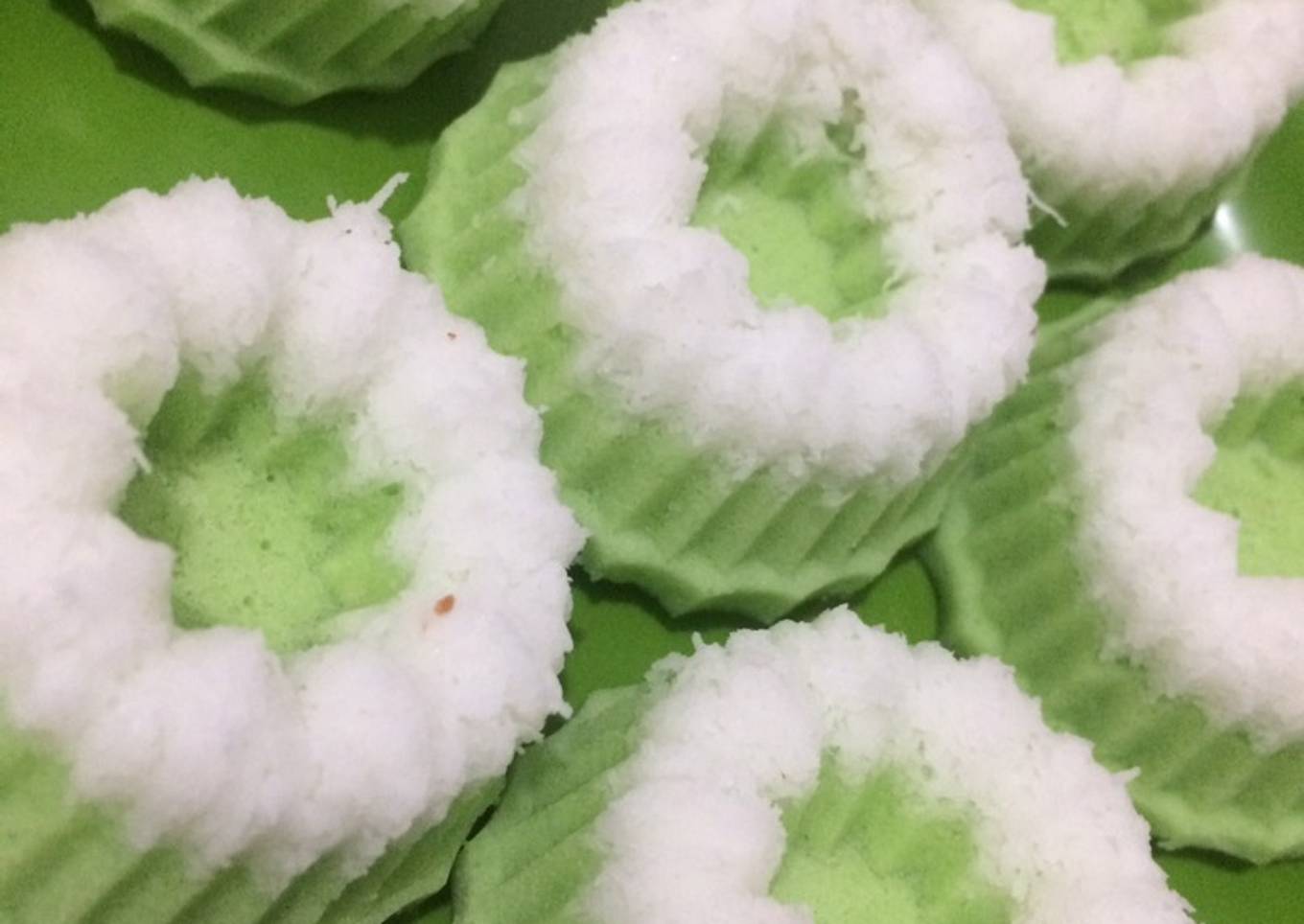 Langkah Mudah untuk Menyiapkan Kue Putu Ayu Anti Gagal