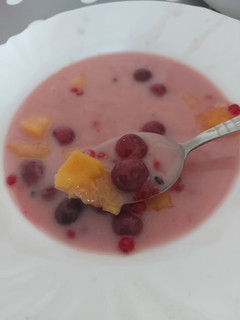Hideg gyümölcsleves recept fotója