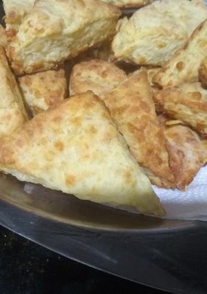 Una foto de Scones de queso