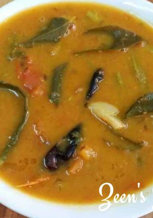 A picture of Andhra Style Munagakaya Pappu or Daal with Drumsticks.