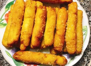 Hình của món Khoai lang nhào bột chiên xù.