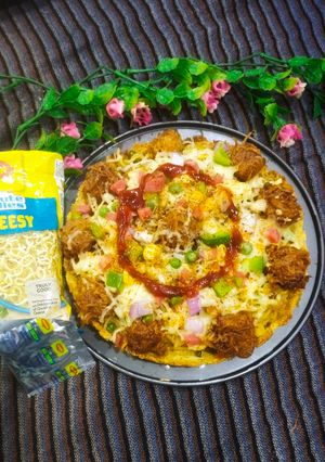 A picture of Maggi Manchurian pie.