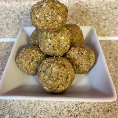 Healthy oats ladoo A picture of Healthy oats ladoo.