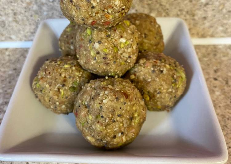 Recipe of Award-winning Healthy oats ladoo