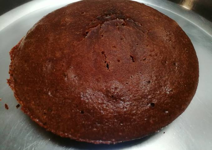 Brownie cake with parle g biscuits and bourbon biscuits