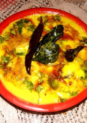 पकौङे, आलू मिक्स प॔जाबी कढी (Pakode aloo mix punjabi kadhi recipe in hindi) रेसिपी मुख्य फोटो