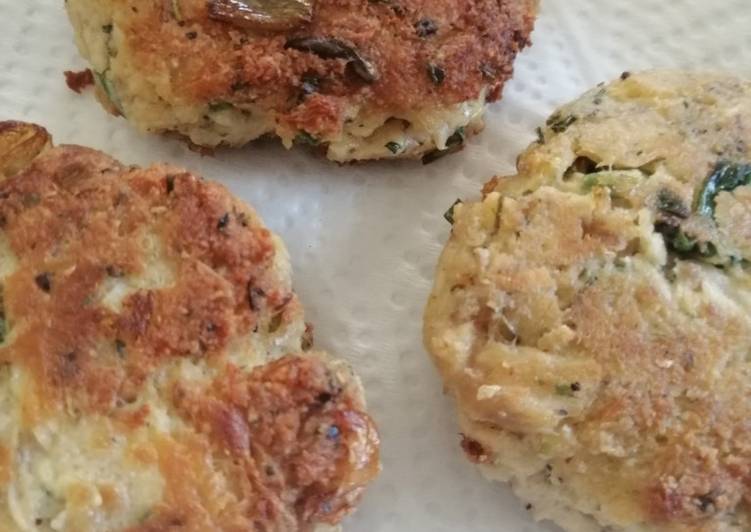 Recipe of Ultimate Low carb salmon fish cakes