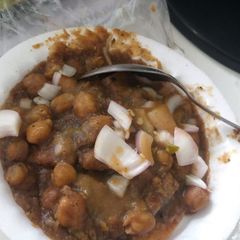 A picture of Chana chat.