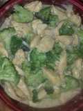 Pollo en crema con brócoli