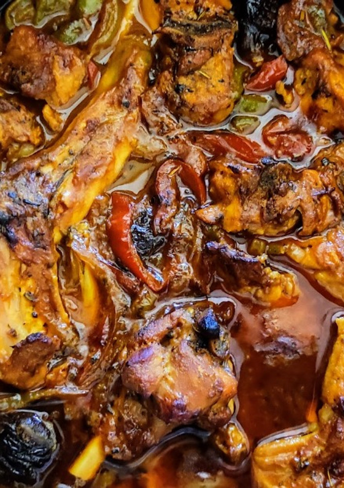 Una foto de Conejo en salsa de especias