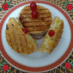 A picture of Cheesy Pina Colada Sandwich.