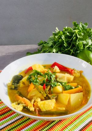 Une photo de Curry de légumes/coco/citron vert