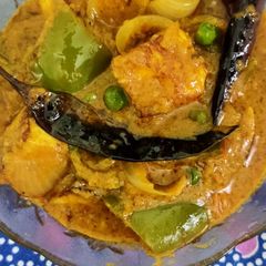 A picture of Shahi paneer.