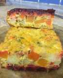 Budín de vegetales con base de remolacha