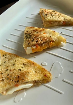 Foto resep Mpasi 1 year - Chicken egg cheese sandwich