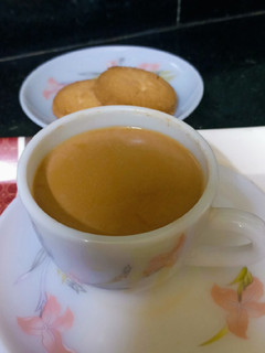 দুধ চা (dudh cha recipe in Bengali) রেসিপির প্রধান ছবি