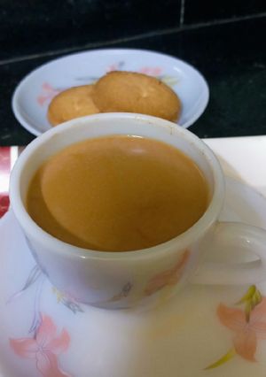 দুধ চা (dudh cha recipe in Bengali) রেসিপির প্রধান ছবি