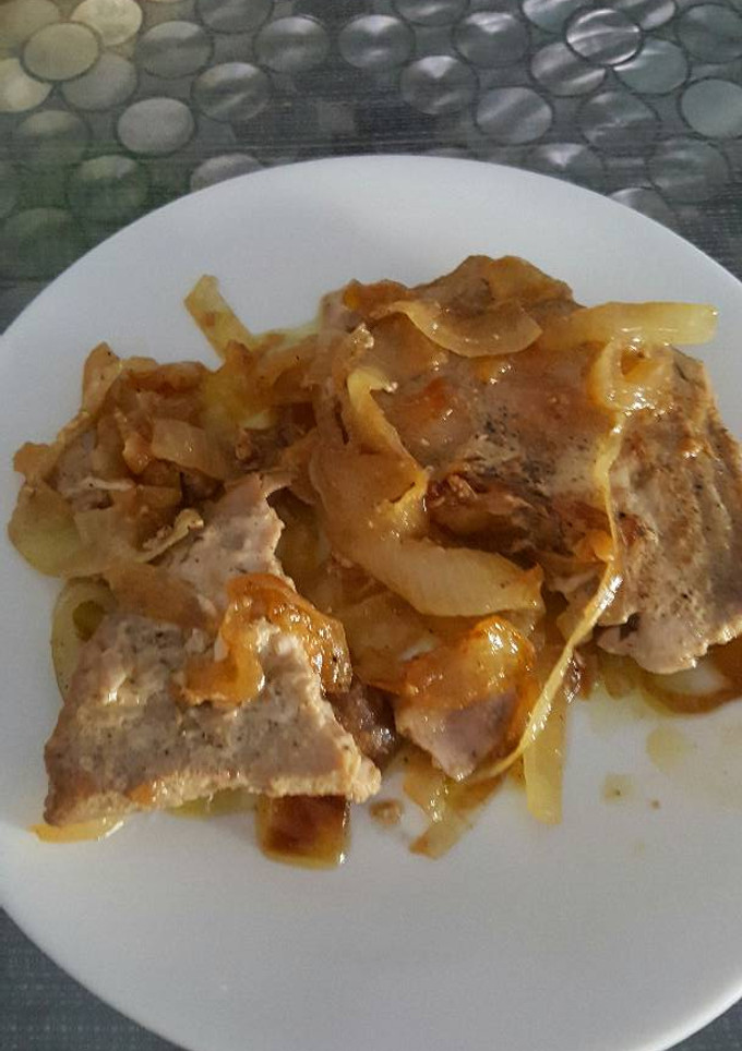 Una foto de Atún encebollado