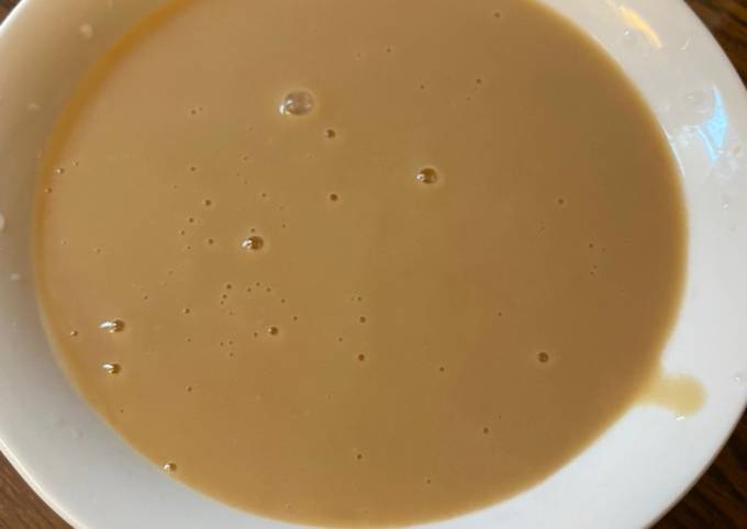 How to Prepare Favorite Brown gravy or chicken gravy