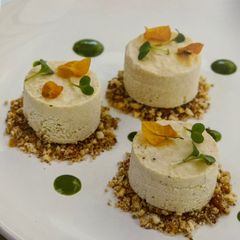 A picture of Lemon 🍋 Cheese Cake { Vegan }.