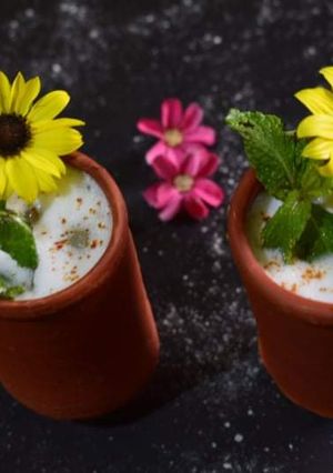 দই লস্যি (doi lassi recipe in Bengali) রেসিপির প্রধান ছবি