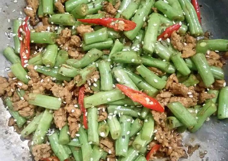 Cara Gampang meracik Buncis cah Ayam Lezat